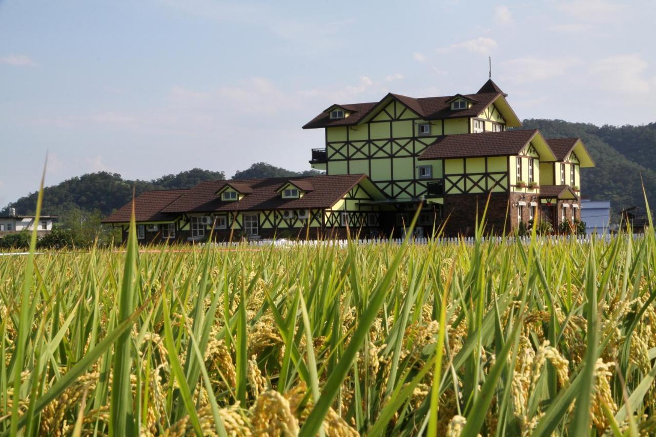 Luxembourg Hills Homestay Jiaoxi Exterior foto