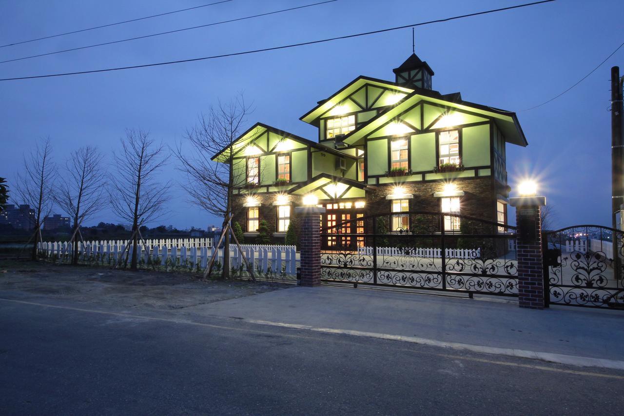 Luxembourg Hills Homestay Jiaoxi Exterior foto