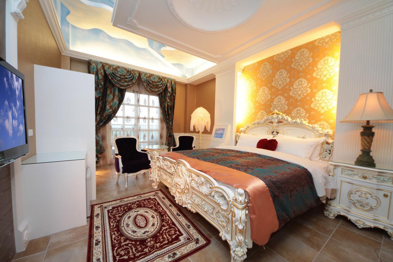 Luxembourg Hills Homestay Jiaoxi Exterior foto